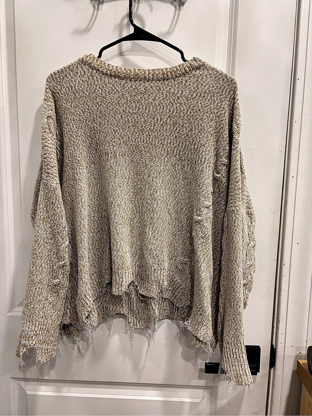 Easel Textured Crewneck Sweater Cream & Brown Small